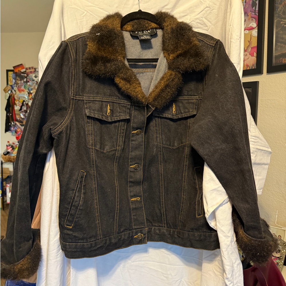 FU DA New York Faux Fur Trim Denim Jacket – Size M